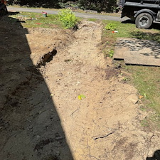 Cambridge-Ledgestone-Front-Walkway-Installation-New-London-NH 2