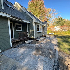 Cambridge-Ledgestone-Front-Walkway-Installation-Sunapee-NH 2